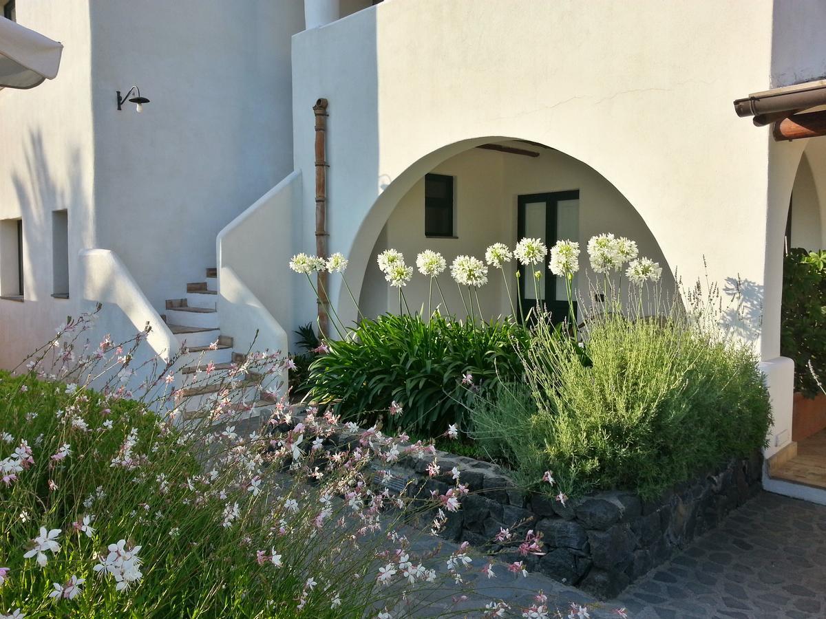 Hotel Ravesi Malfa  Εξωτερικό φωτογραφία